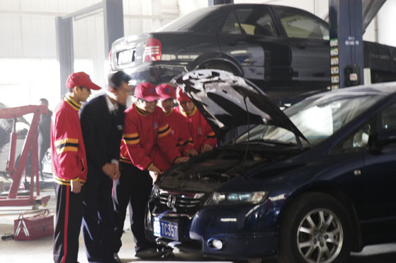 上海奥汇一汽大众奥迪4S店